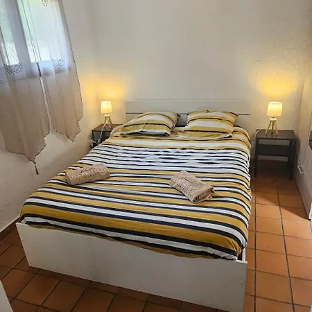 别墅 Pied Dans L Eau *